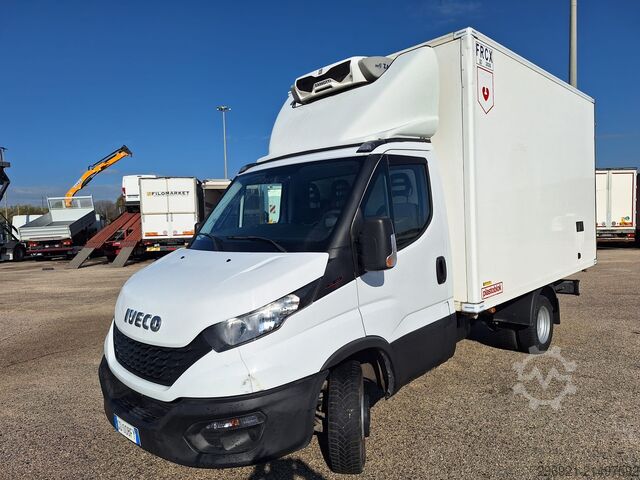 Køleskab / isoleret / frisk servicetaske Iveco DAILY 35C18 3000 CC euro 6