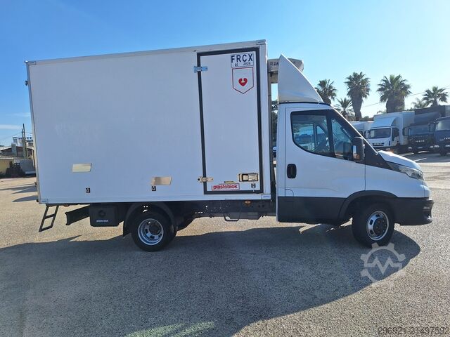 Køleskab / isoleret / frisk servicetaske Iveco DAILY 35C18 3000 CC euro 6