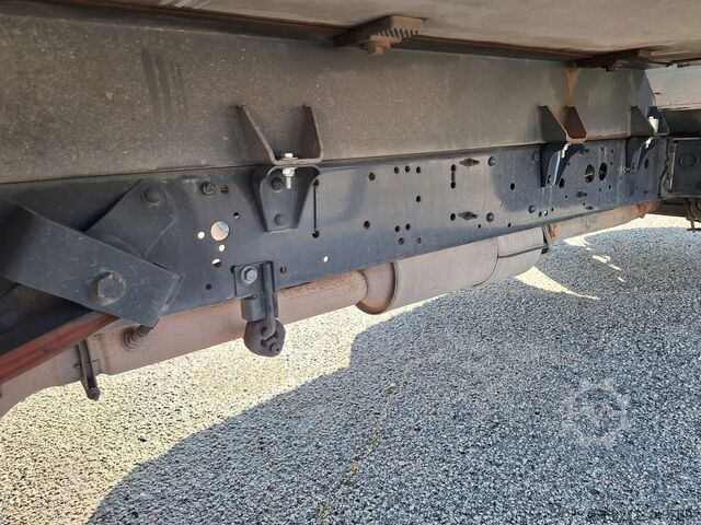 Køleskab / isoleret / frisk servicetaske Iveco DAILY 35C18 3000 CC euro 6