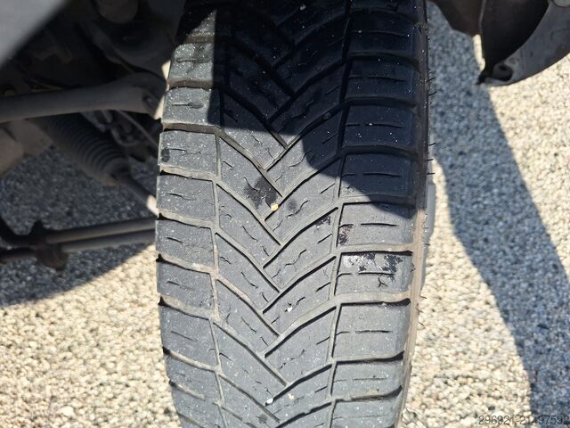 Køleskab / isoleret / frisk servicetaske Iveco DAILY 35C18 3000 CC euro 6