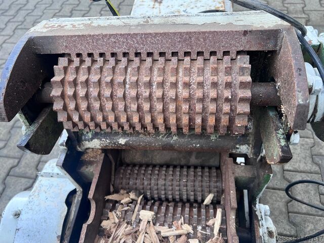 Træflishugger Klöckner 80x300B 2WT