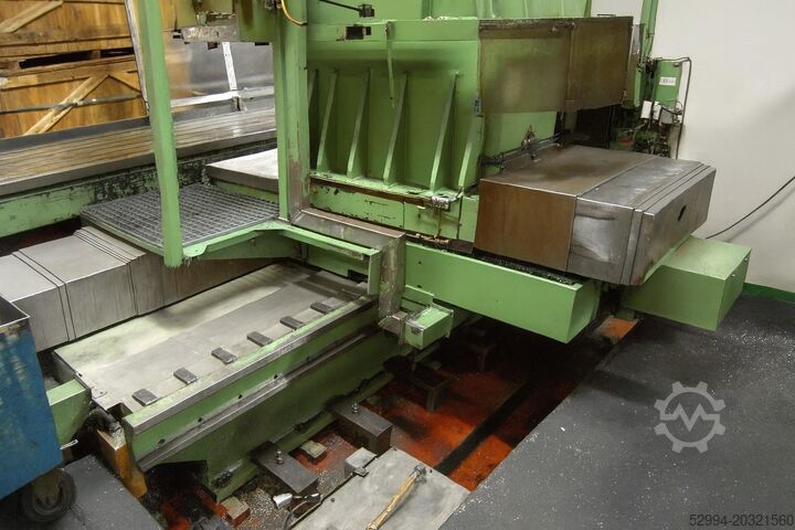 Krevet glodalica sa pokretnom kolonom i CNC Stama MC 440 L