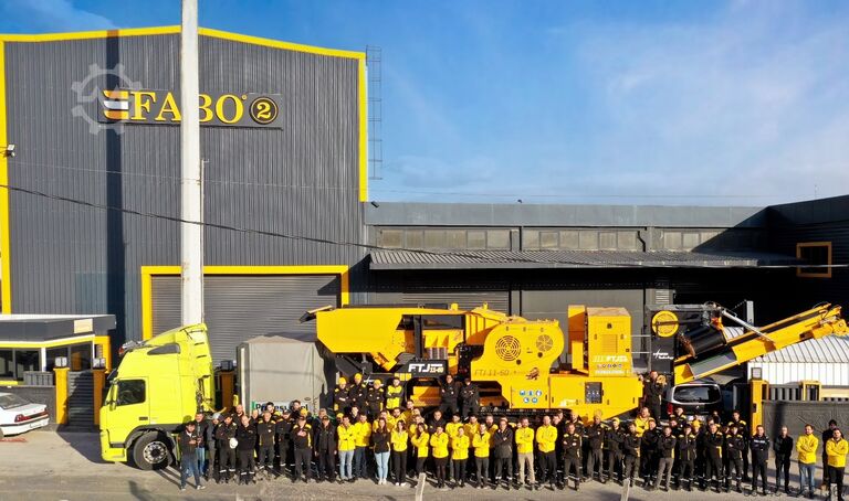 Drticí zařízení FABO Jaw Crusher hard stone crushing machine 100-250 t/h