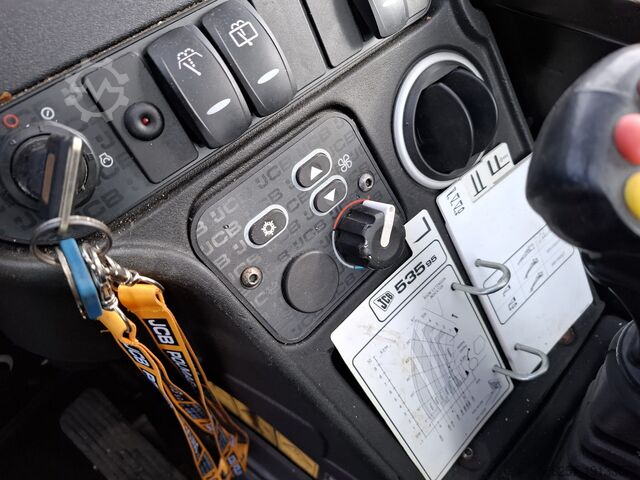 Teleskopik yükleyici JCB 535-95 AGRI