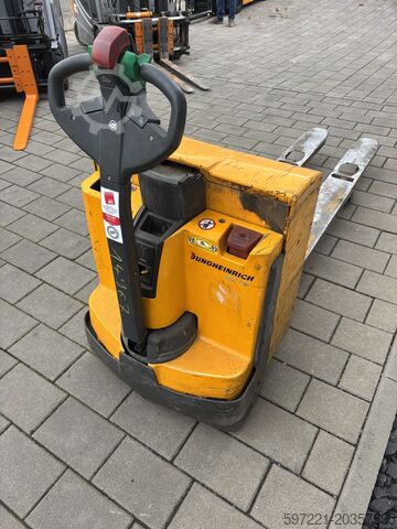 Elektriske palleløftere Jungheinrich EJE 118  (1950 mm Gabellänge)