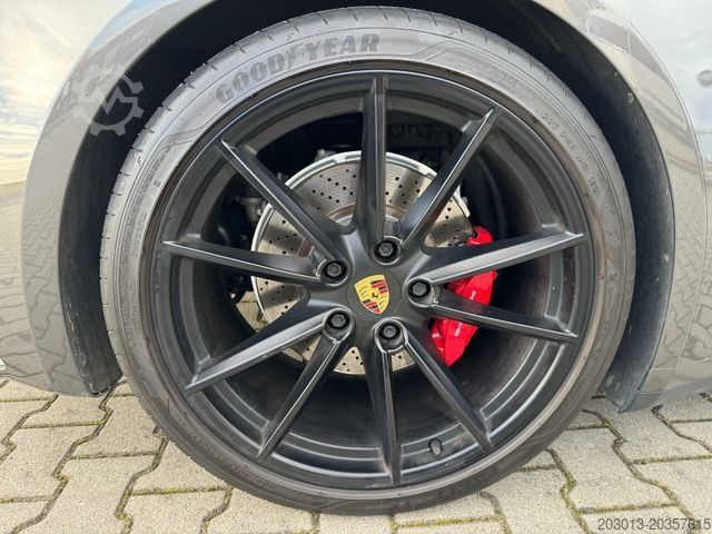Bestelwagen PORSCHE 992 / 911 CARRERA S 3.0