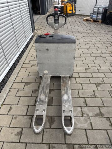 Transpalete electrice Still EXU16