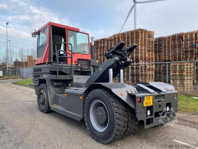 Sólo tahač Terberg RT382