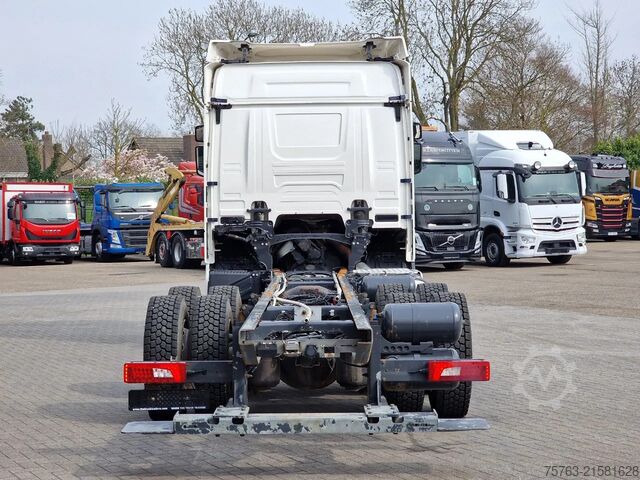 Châssis avec cabine Scania R580 V8 NGS 6x4 chassis - Retarder - 4.75 WB - ...