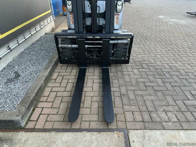 VS-22455 Chariot élévateur électrique triple mât pour conteneurs Still RX60-35 STILL RX60-35