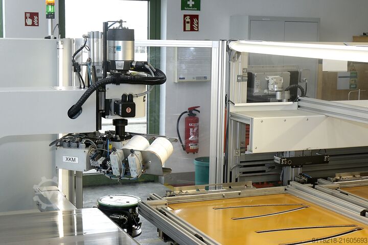 CNC rotaciona glava šivaće mašine PFAFF-KSL KSL110 - CNC-Drehkopf Nähanlage 2500x800