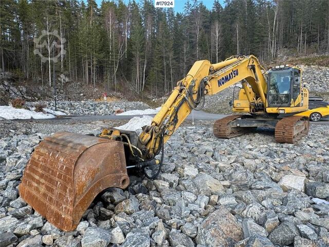 Raupenbagger Komatsu PC240LC-10 crawler excavator w/ sanding bucket and