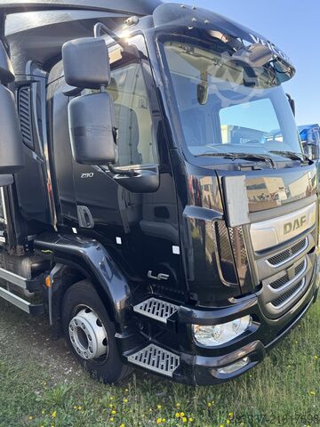 φορτηγό πλατφόρμα με μουσαμά DAF LF 290