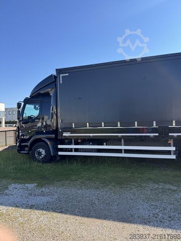 φορτηγό πλατφόρμα με μουσαμά DAF LF 290