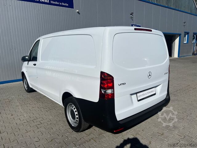 Furgone MERCEDES-BENZ Vito 110 LANG 6G KLIMA TEMPOMAT 3-SITZE SCHRÄNKE