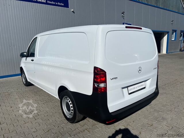 Furgone MERCEDES-BENZ Vito 110 LANG 6G KLIMA TEMPOMAT 3-SITZE SCHRÄNKE