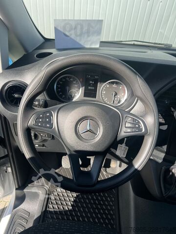 Furgone MERCEDES-BENZ Vito 110 LANG 6G KLIMA TEMPOMAT 3-SITZE SCHRÄNKE
