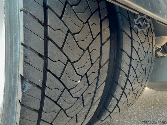 Drankentruck DAF FA XD 370 zikun Swing-Board-Aufbau