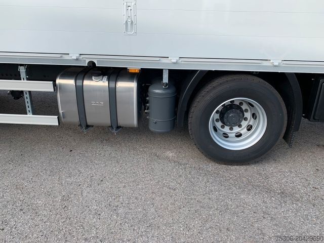 Drankentruck DAF FA XD 370 zikun Swing-Board-Aufbau