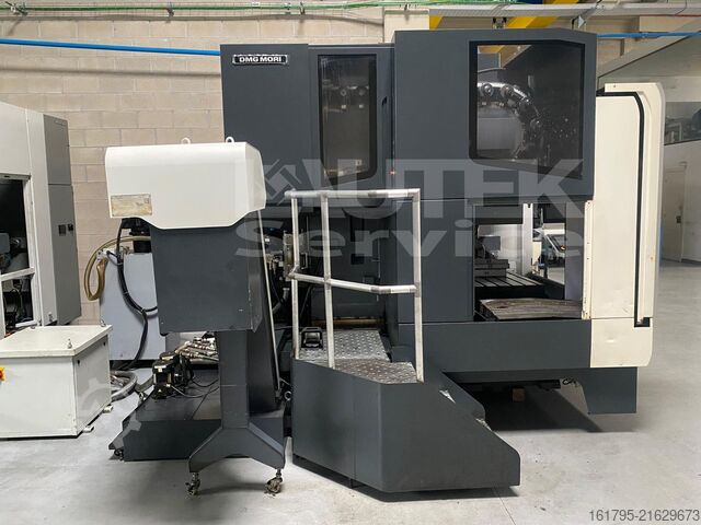 Centro de maquinagem universal DMG MORI NVX 5100/50