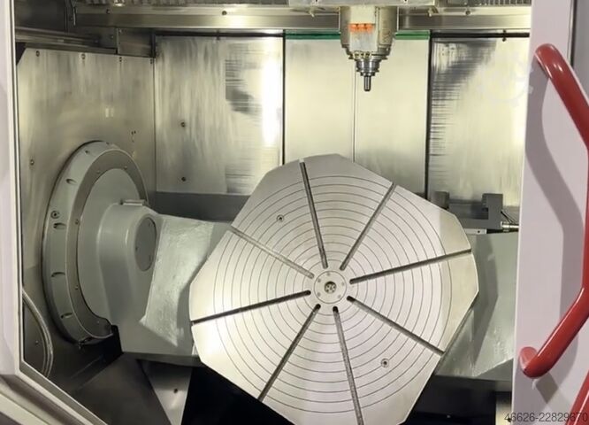 Vertical machining center HERMLE C 40 U