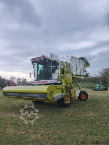 Combine harvester Chamomile flower harvester CLAAS DOMINATOR, MEGA, MEDION