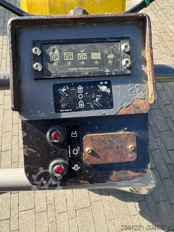 Talajtömörítő Atlas Copco LG504