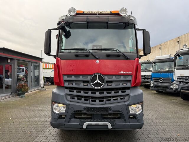 Heavy-duty truck Mercedes-Benz Arocs 2642 LS 6X4