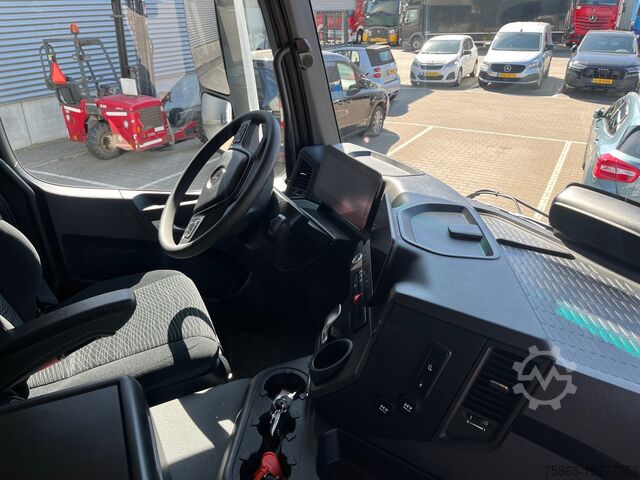 Gekoeld/bevroren transport Mercedes-Benz Actros 2124 MULTITEMP / Carrier Koeler / Alleen...