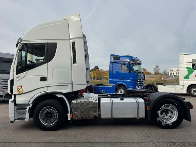 Standard dragbil IVECO STRALIS 480 * HI-WAY * RETARDER * 2 X TANK *