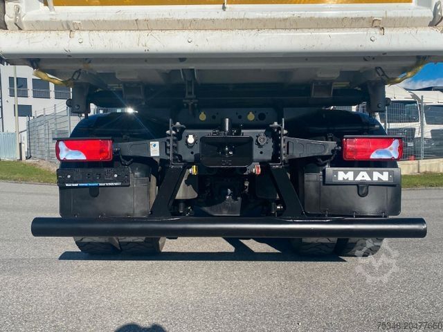 Třístranný sklápěč MAN TGS/26.520/6x4 BL/Bordmatik/Retarder/90to/35 tkm