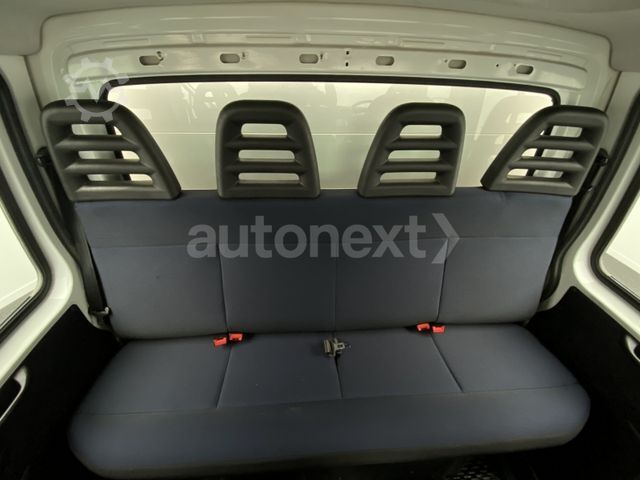 Perdeli panelvan IVECO Daily 70C18H DoKa *Werkstatt* LBW+7-Sitze 5007