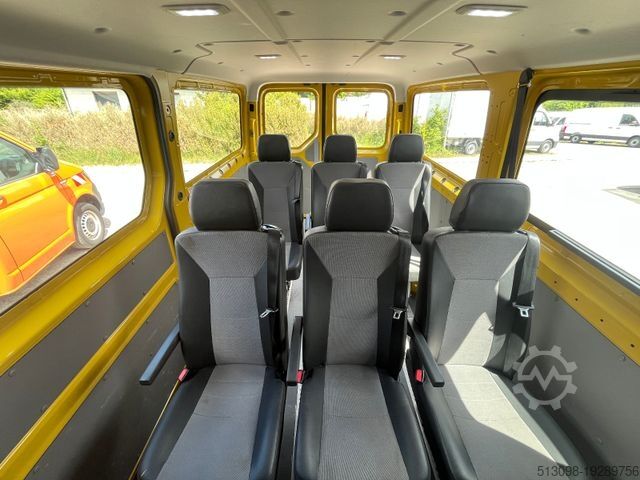 Minibus VOLKSWAGEN CRAFTER 2.0TDI 8 SITZER TEMP. KLIMA AHK 1.HAND