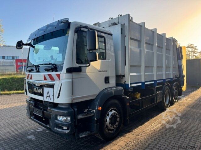 Van MAN 26.340 6x2 TGM Zöller Medium XL-S 22