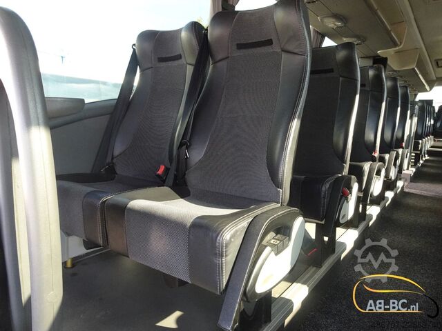 Autocar de turism SCANIA Higer Touring HD 51 Sitze EURO 6