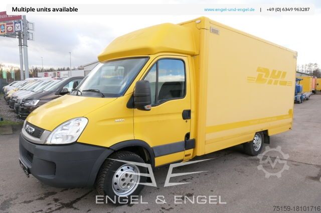 Vrachtwagen met bakwagen iveco Daily 35 S11 C30C AUTOMATIK KAMERA MAXI Regale DURCHGANG
