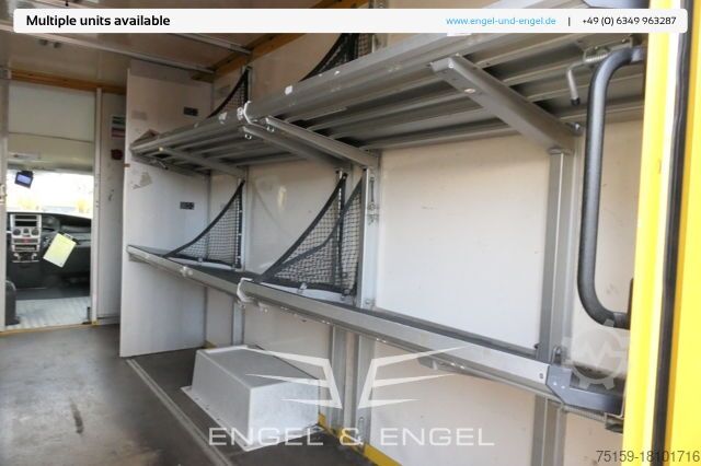 Vrachtwagen met bakwagen iveco Daily 35 S11 C30C AUTOMATIK KAMERA MAXI Regale DURCHGANG