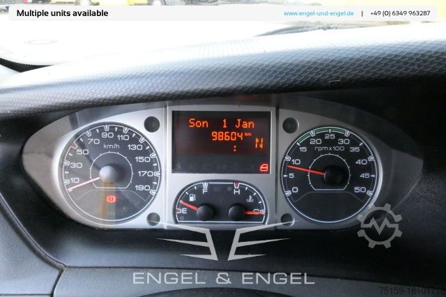Vrachtwagen met bakwagen iveco Daily 35 S11 C30C AUTOMATIK KAMERA MAXI Regale DURCHGANG