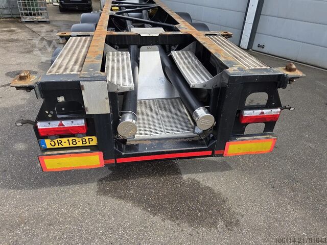 Konteyner taşımacılığı Van Hool 3-ASSIGE OPLEGGER A3C002  20/30 FT ADR trailer.