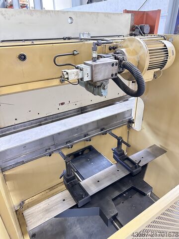 Kantpresse Beyeler M2  30-1550