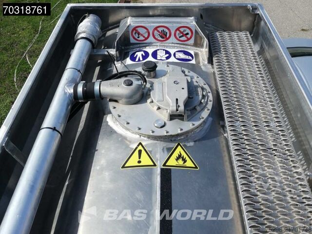 RENATA WIELOGÓRSKA RENATA WIELOGÓRSKA RENATA WIELOGÓRSKA