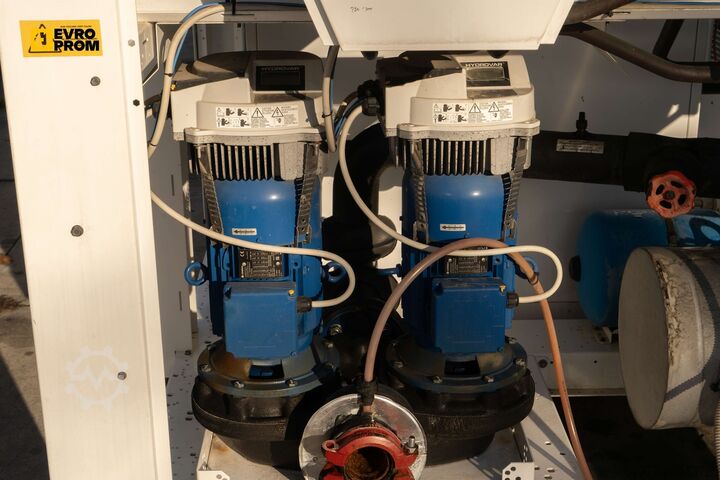 Refrigerador Used Aircooled chiller AERMEC NRB1400 EDDP6E0 404 KW. 2020 yom