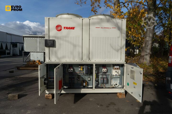 Refrigerador Used Aircooled chiller TRANE CGAM120 327.2 KW. 2014 yom