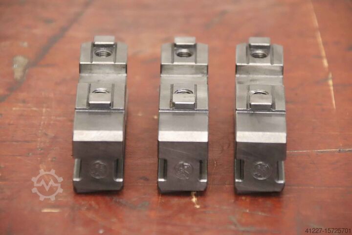Değiştirilebilir çeneler Taban çeneleri Forkardt Breite 22 mm schrägverzahnt