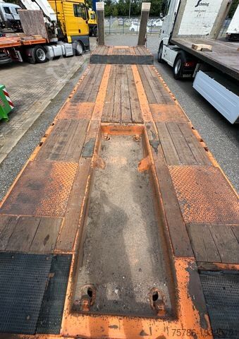 Poluprikolica za niskopodni prevoz  Wellmeyer ATL 40-98UE/ zweigeteilte hydr. Rampen