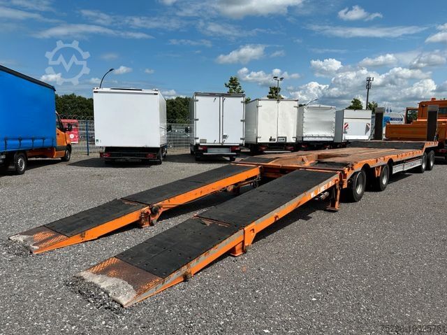 Poluprikolica za niskopodni prevoz  Wellmeyer ATL 40-98UE/ zweigeteilte hydr. Rampen