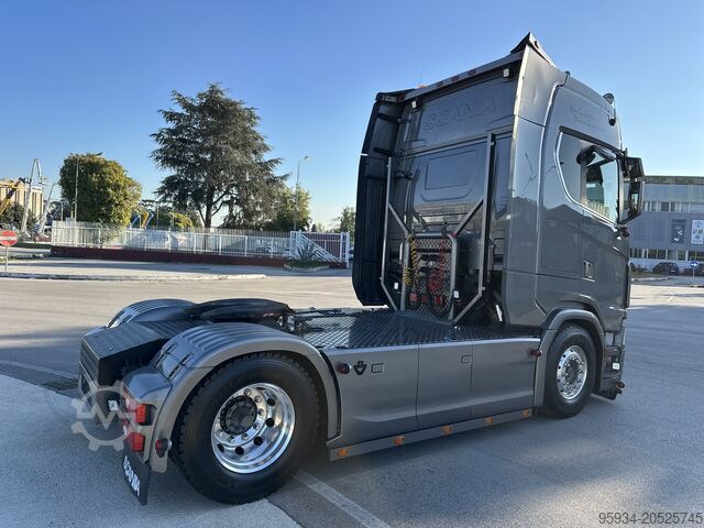 Standard-Sattelzugmaschine SCANIA SCANIA S 580 FULL PNEUMATIC