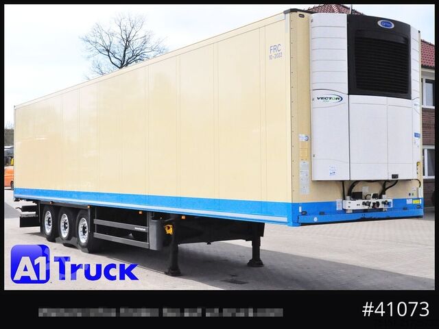 Hűtő félpótkocsi SCHMITZ SKO 24,  Carrier Vector 1550, TÜV 11/2026