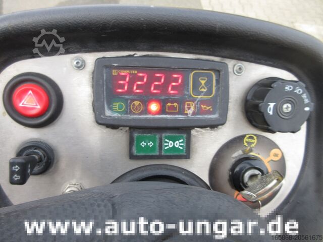 Zitmaaier Ferrari PG280D Hochentleerung Hydrostat Kubota D