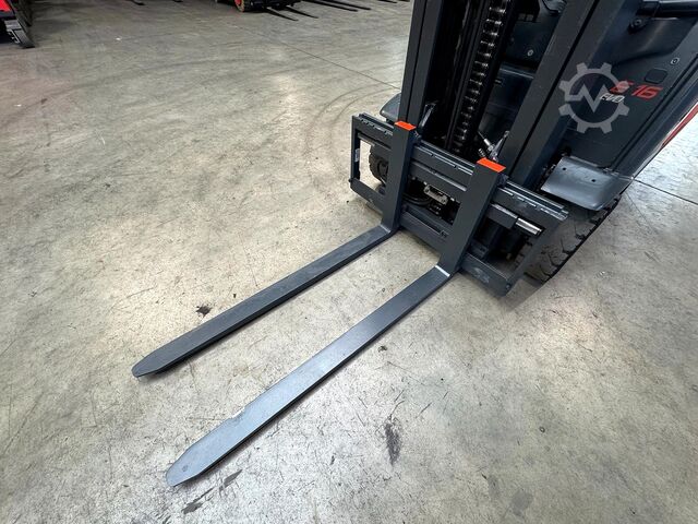 2020 service + UVV 12/2026   4 375 timmar Linde E16